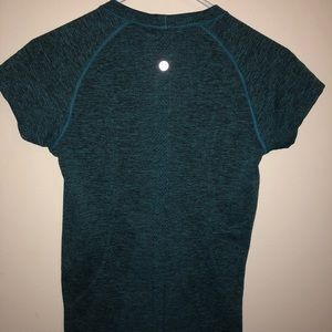 lululemon shortsleeve shirt